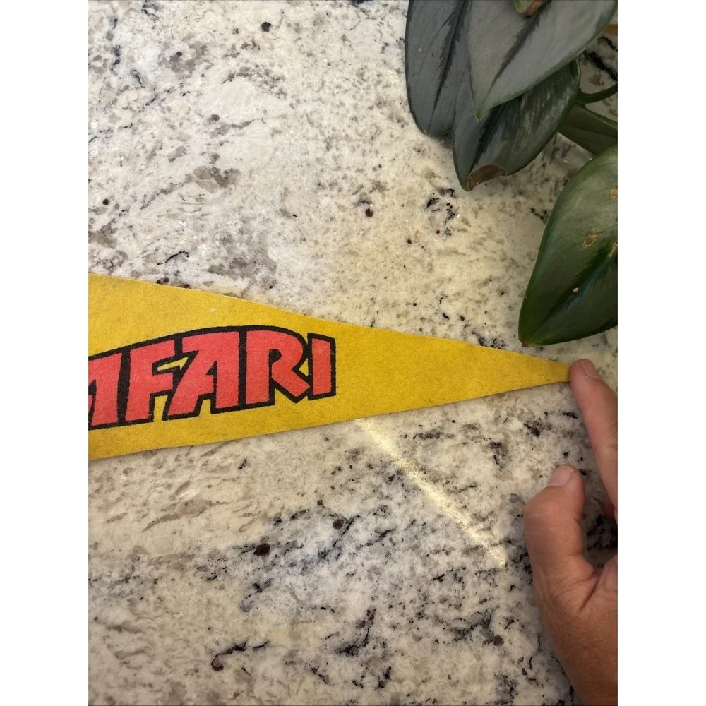 Vintage Lion Country Safari Pennant West Palm Beach Florida Souvenir Flag